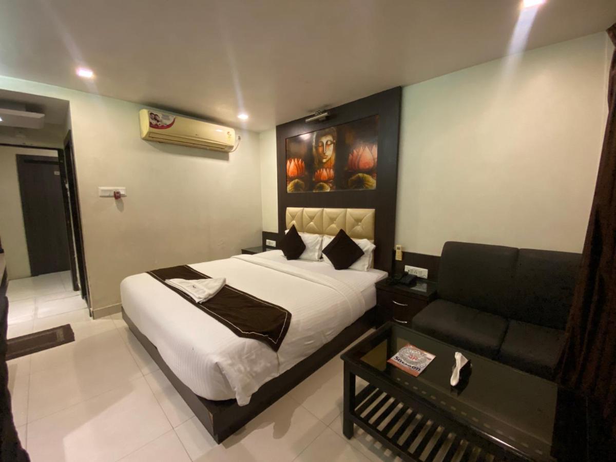 Sheldon Hotel Calcutta Exterior foto